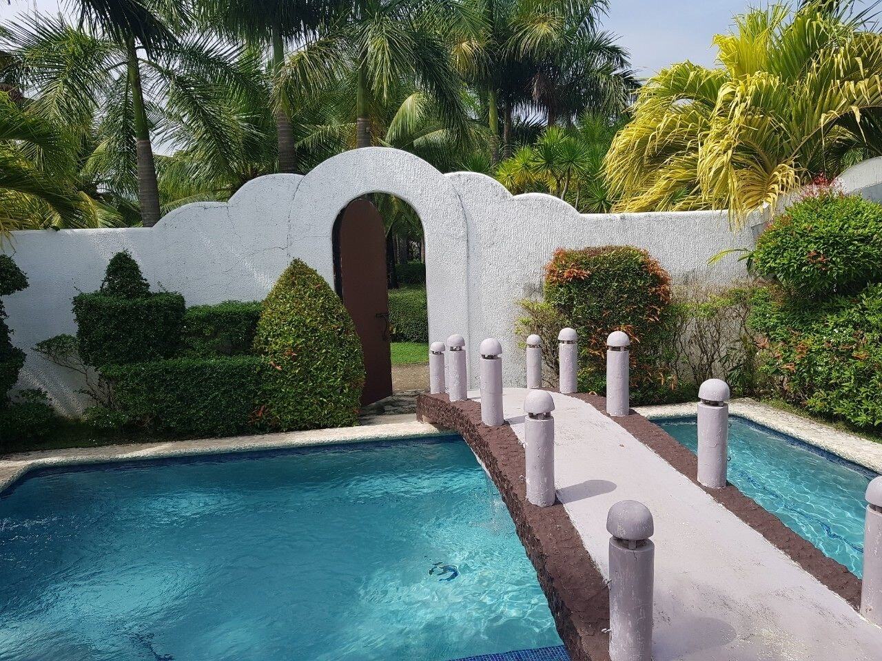 Mactan Isla Resort Lapu-Lapu City Exterior foto